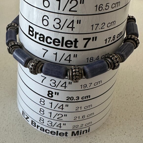 Unisex Metal and Blue Violet Stone Bracelet - Picture 3 of 5